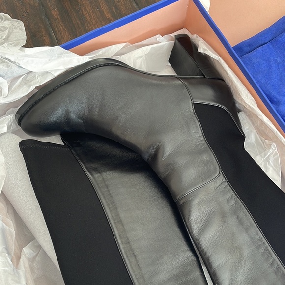 STUART WEITZMAN LOW JACK BOOTS - Picture 4 of 16